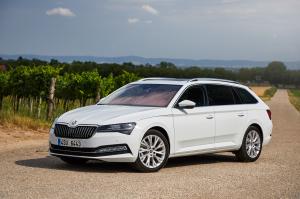 Skoda Superb Combi 2019 года
